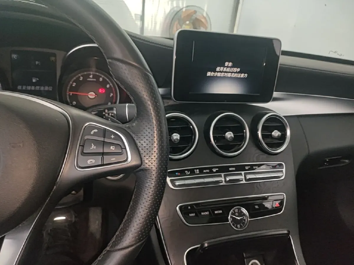 2017 Mercedes-Benz C Class 2.0T 184HP L4 9AT,autocango,china used car exporter,china ev exporter,chinese used car exporter,chinese used ev exporter