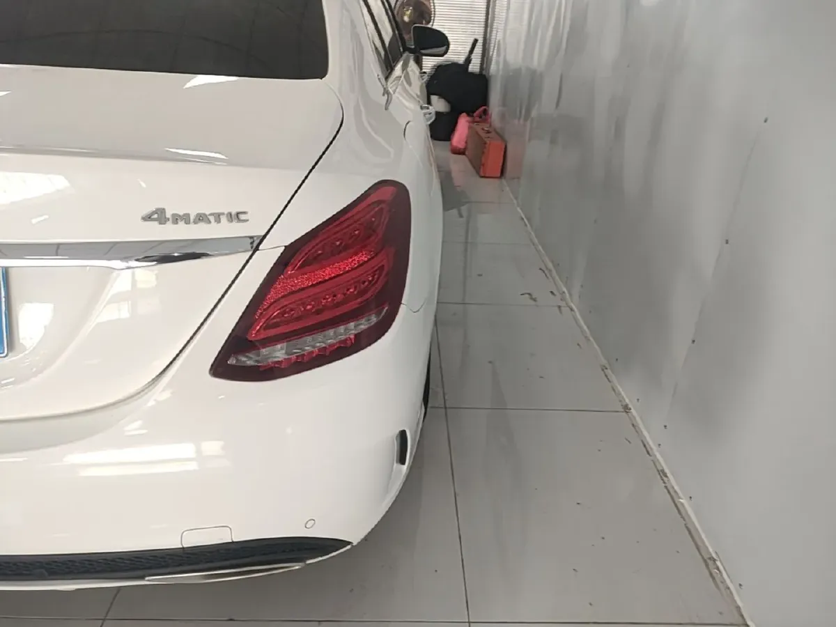 2017 Mercedes-Benz C Class 2.0T 184HP L4 9AT,autocango,china used car exporter,china ev exporter,chinese used car exporter,chinese used ev exporter