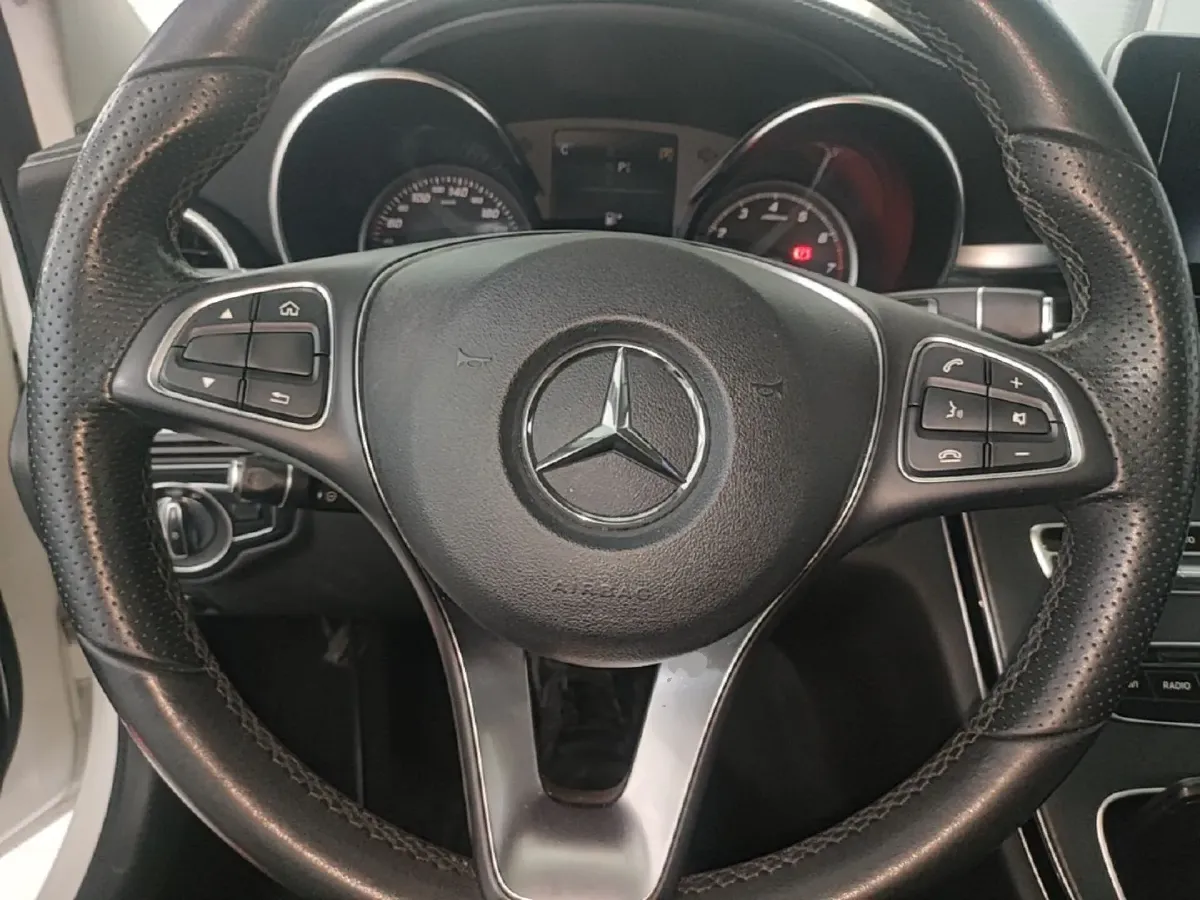 2017 Mercedes-Benz C Class 2.0T 184HP L4 9AT,autocango,china used car exporter,china ev exporter,chinese used car exporter,chinese used ev exporter