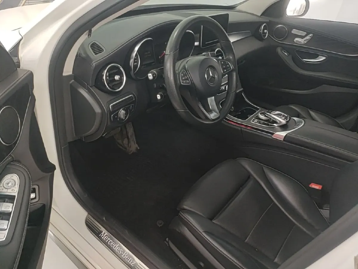 2017 Mercedes-Benz C Class 2.0T 184HP L4 9AT,autocango,china used car exporter,china ev exporter,chinese used car exporter,chinese used ev exporter