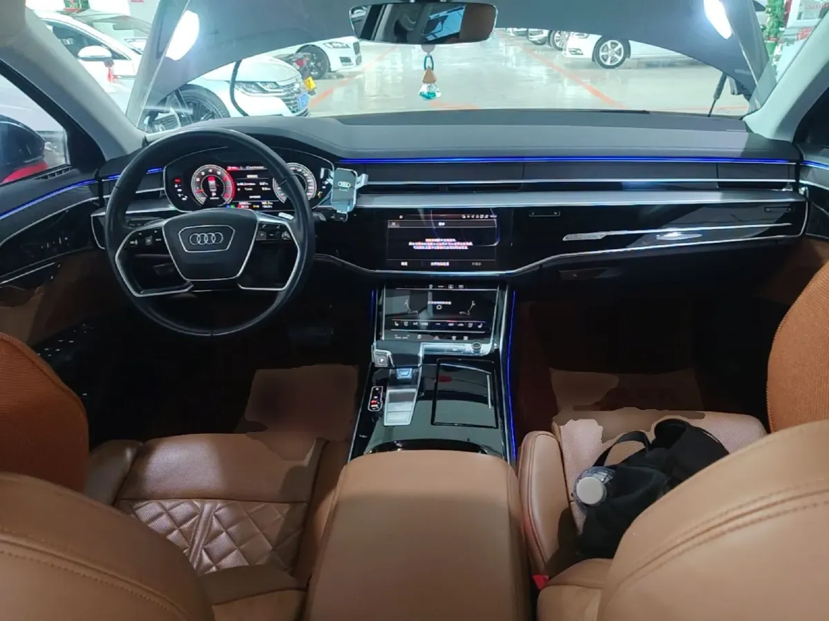 2021 Audi A8 3.0T 286HP V6 8AT,autocango,china used car exporter,china ev exporter,chinese used car exporter,chinese used ev exporter