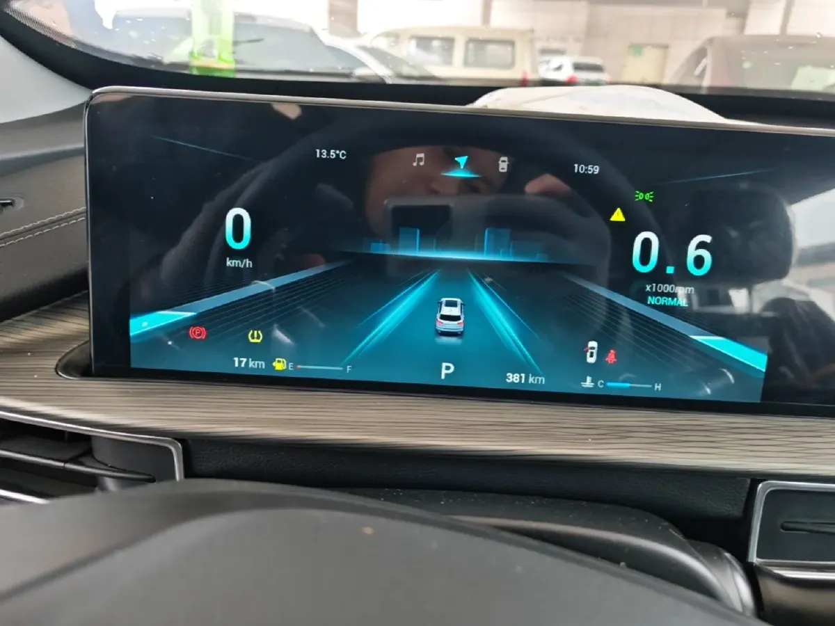 2023 Chery Tiggo 8 Plus 1.6T 197HP L4 7DCT,autocango,china used car exporter,china ev exporter,chinese used car exporter,chinese used ev exporter