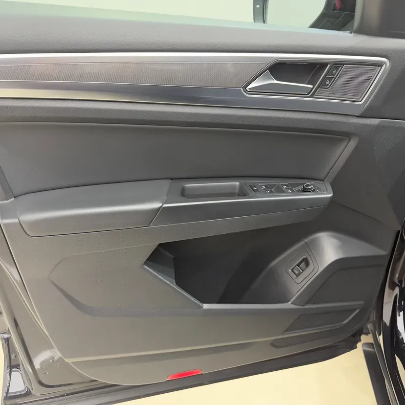 2019 Volkswagen Teramont 2.0T 220HP L4 7DCT,autocango,china used car exporter,china ev exporter,chinese used car exporter,chinese used ev exporter