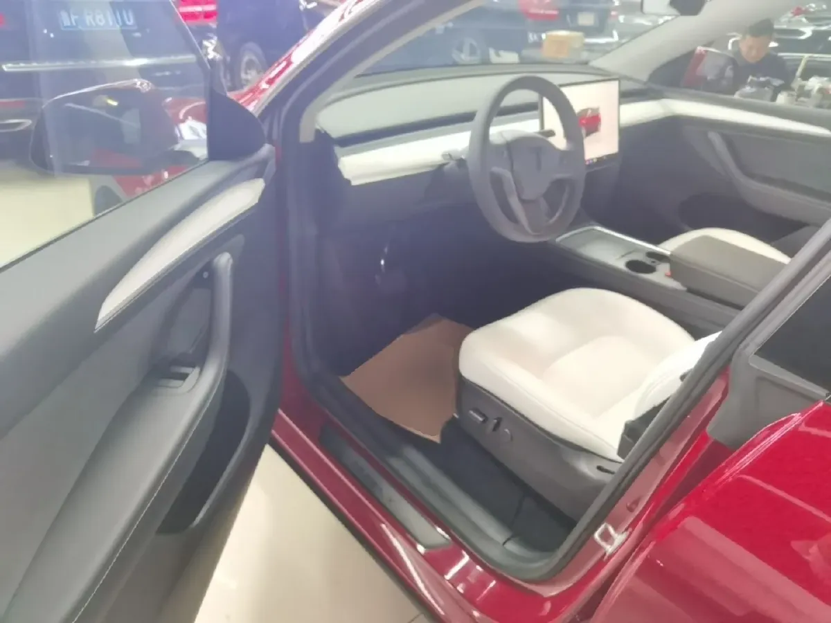 2022 Tesla Model Y BEV 60KWH,autocango,china used car exporter,china ev exporter,chinese used car exporter,chinese used ev exporter