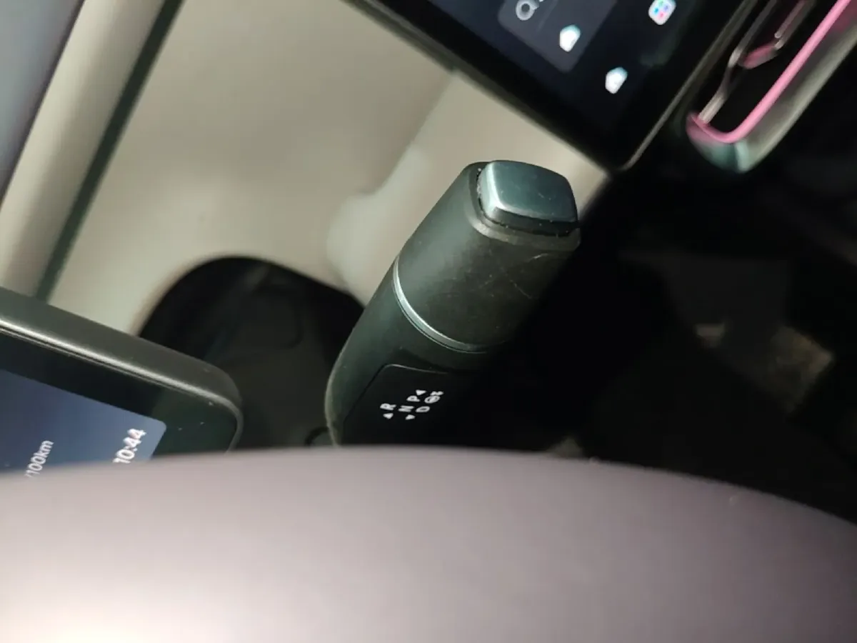 2025 Leapmotor B10 BEV 56.2KWH,autocango,china used car exporter,china ev exporter,chinese used car exporter,chinese used ev exporter