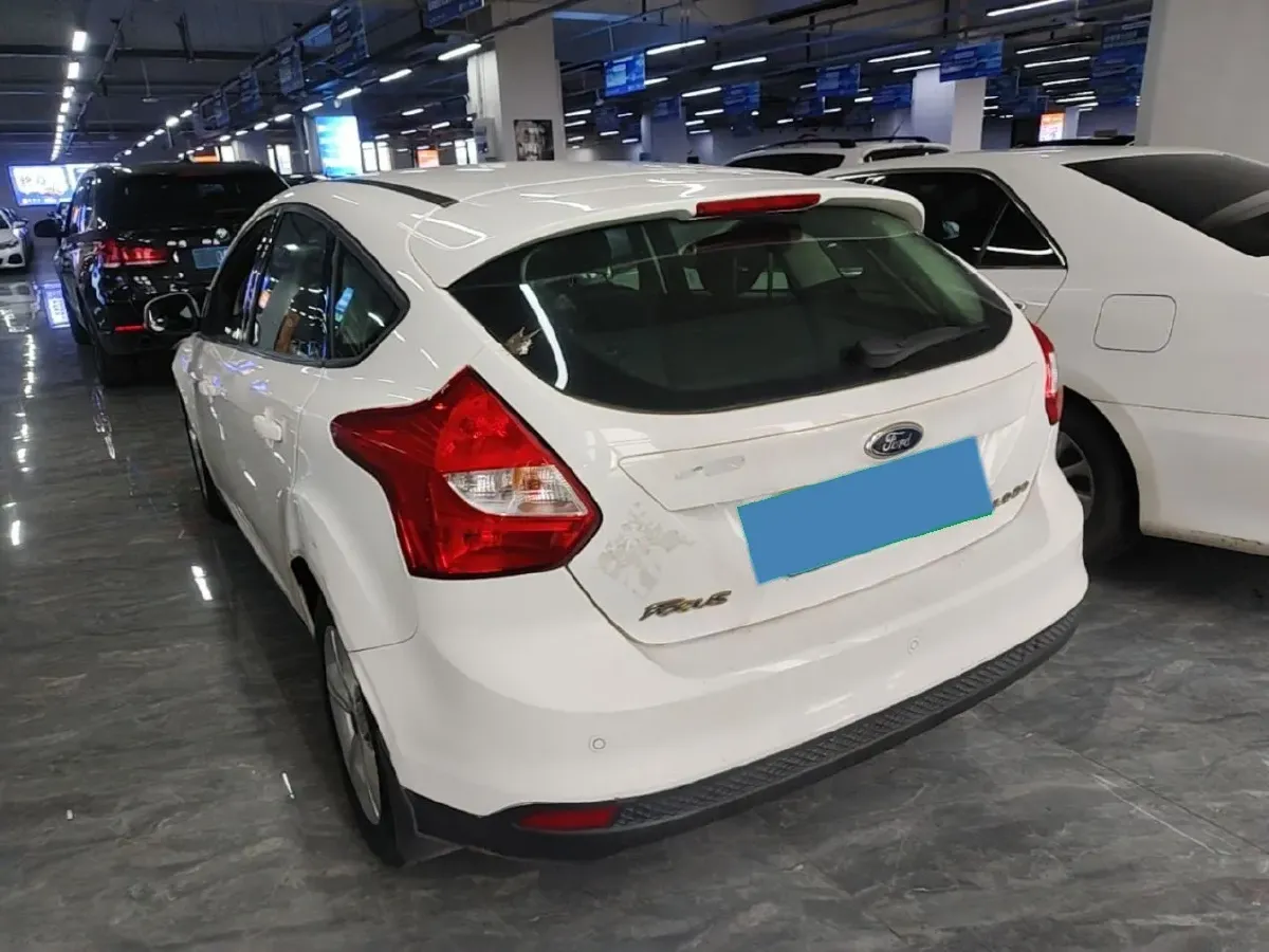 2012 Ford Focus 1.6L 125HP L4 6DCT,autocango,china used car exporter,china ev exporter,chinese used car exporter,chinese used ev exporter
