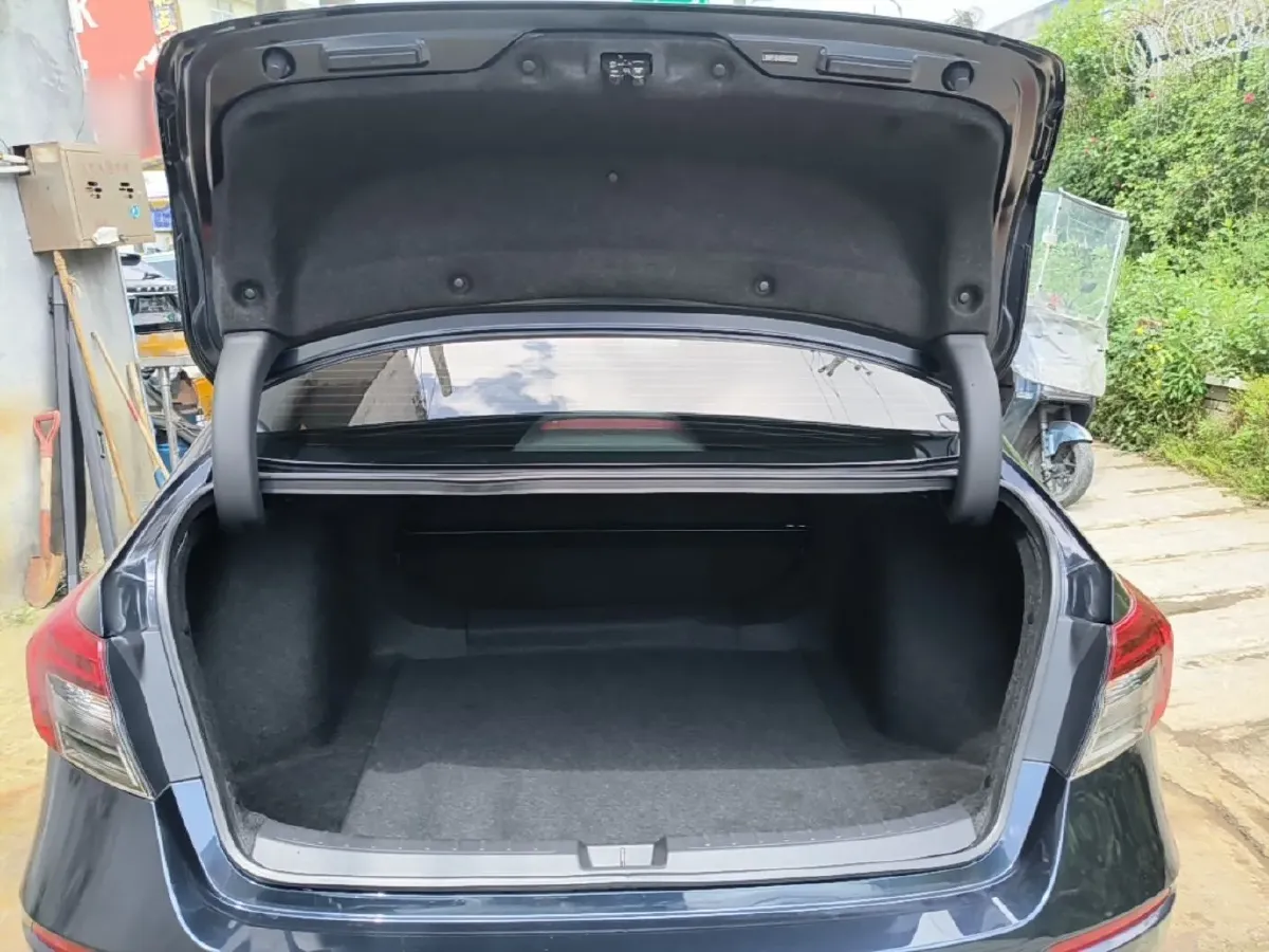 2023 Honda Civic 1.5T 182HP L4 CVT,autocango,china used car exporter,china ev exporter,chinese used car exporter,chinese used ev exporter