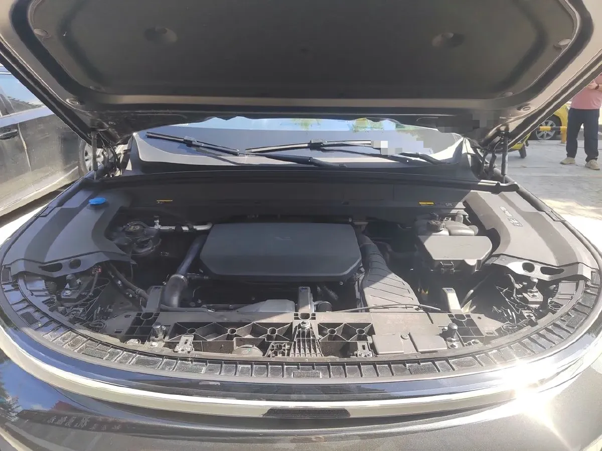 2024 Li L9 Range Extended 154HP REEV 52.3KWH,autocango,china used car exporter,china ev exporter,chinese used car exporter,chinese used ev exporter