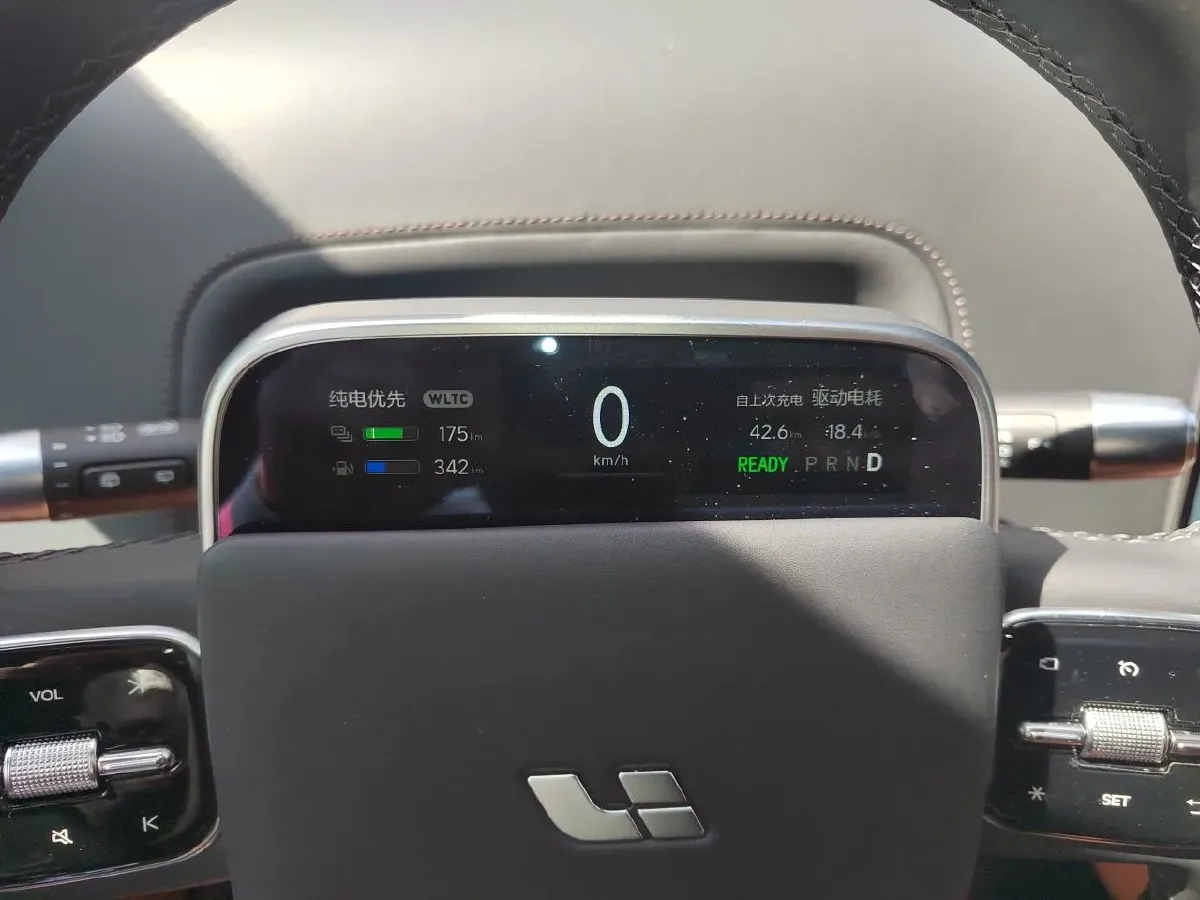 2024 Li L9 Range Extended 154HP REEV 52.3KWH,autocango,china used car exporter,china ev exporter,chinese used car exporter,chinese used ev exporter