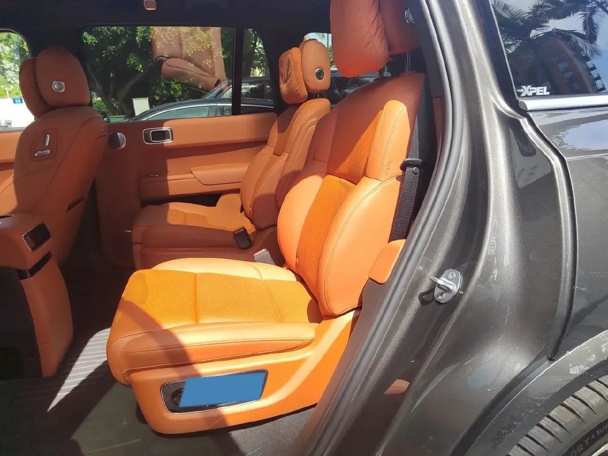 2024 Li L9 Range Extended 154HP REEV 52.3KWH,autocango,china used car exporter,china ev exporter,chinese used car exporter,chinese used ev exporter