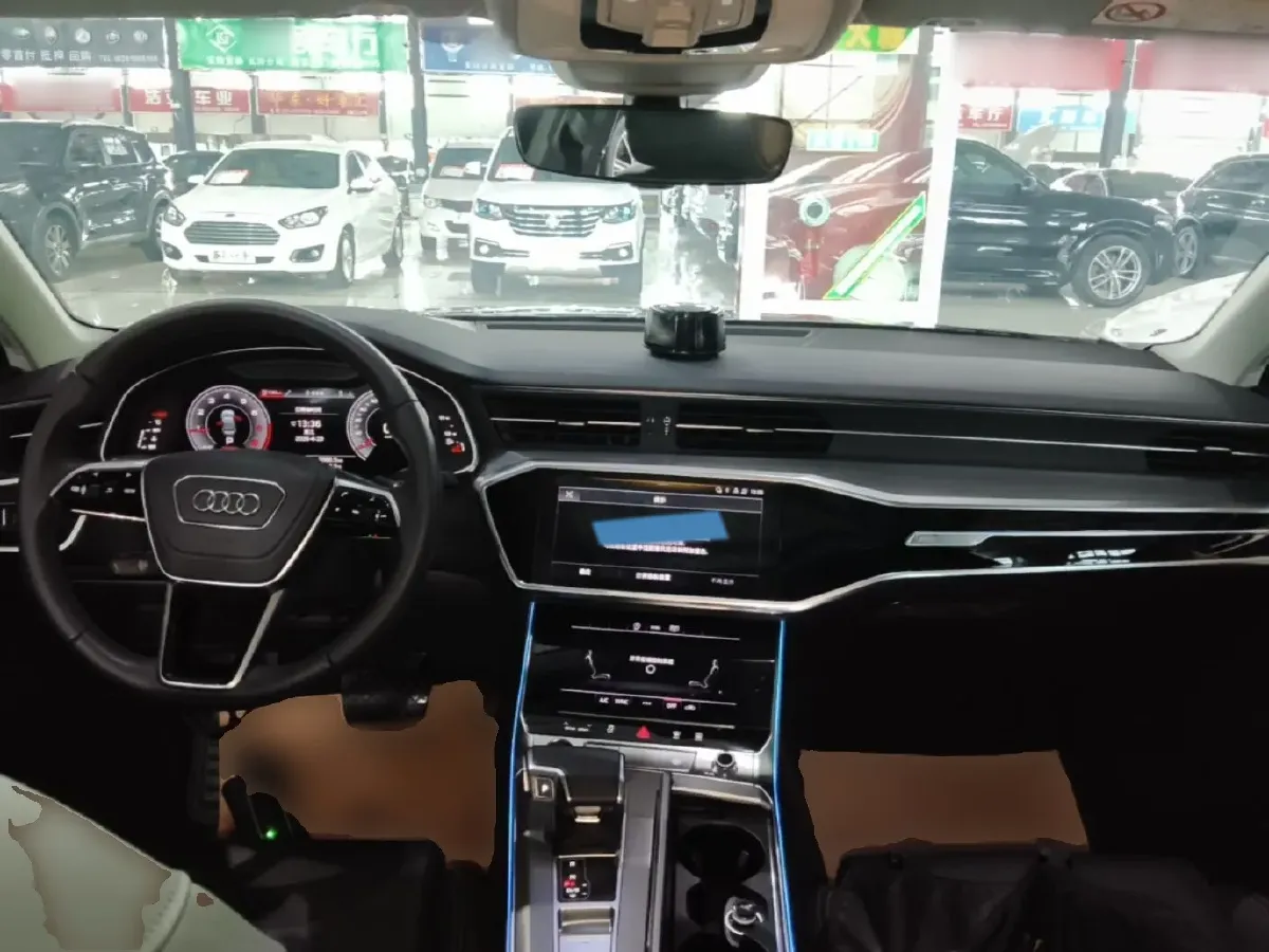 2023 Audi A6L 2.0T 245HP L4 7DCT,autocango,china used car exporter,china ev exporter,chinese used car exporter,chinese used ev exporter