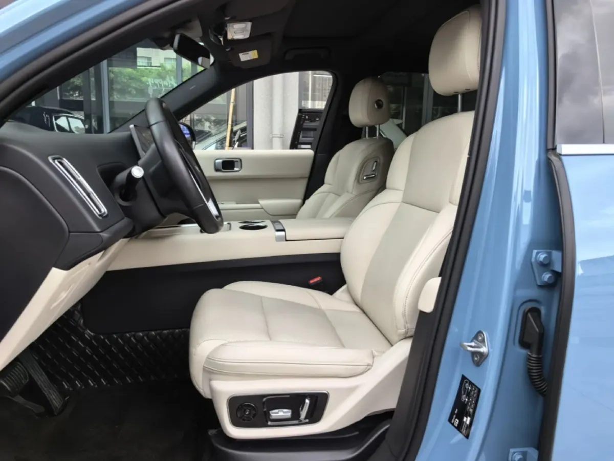 2023 Li L7 Range Extended 154HP REEV 40.9KWH,autocango,china used car exporter,china ev exporter,chinese used car exporter,chinese used ev exporter