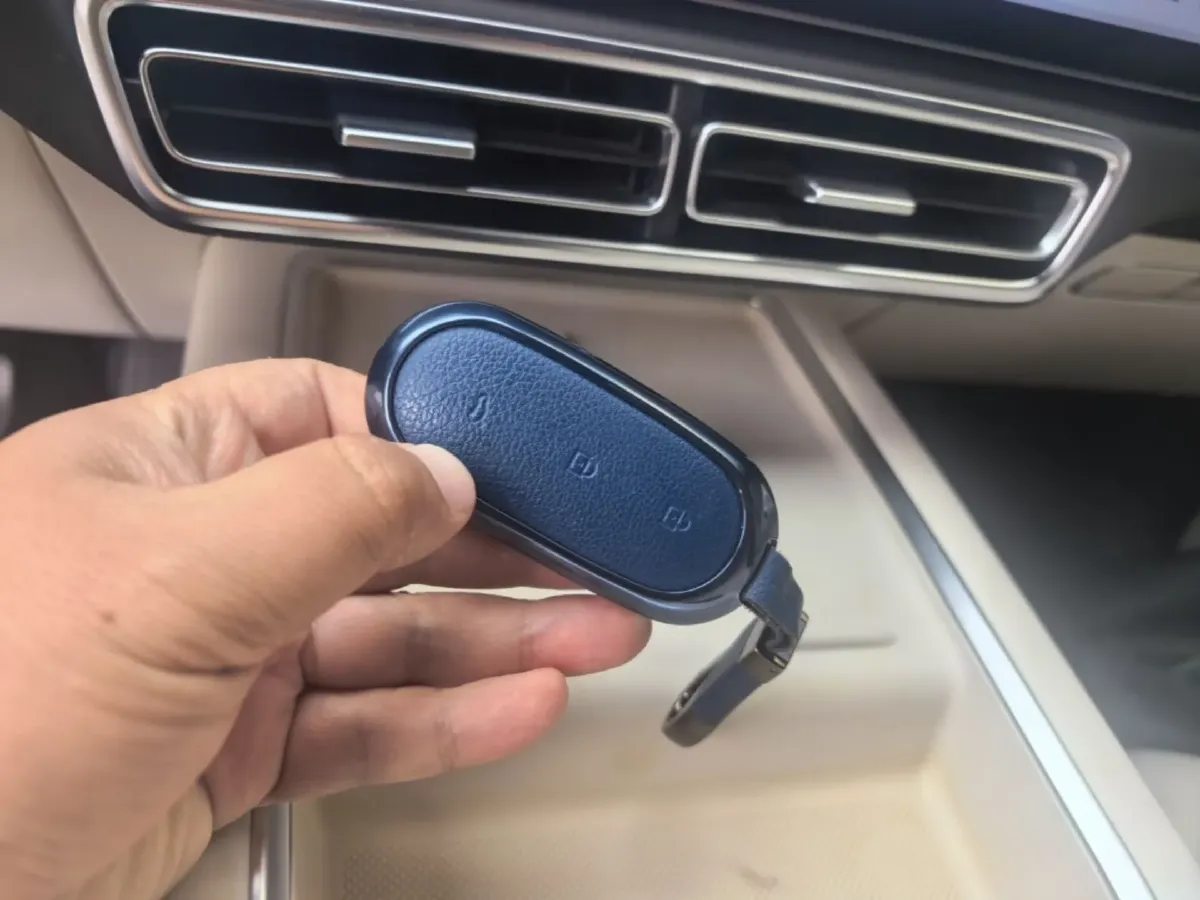2023 Li L7 Range Extended 154HP REEV 40.9KWH,autocango,china used car exporter,china ev exporter,chinese used car exporter,chinese used ev exporter