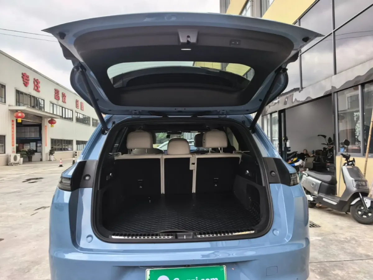 2023 Li L7 Range Extended 154HP REEV 40.9KWH,autocango,china used car exporter,china ev exporter,chinese used car exporter,chinese used ev exporter