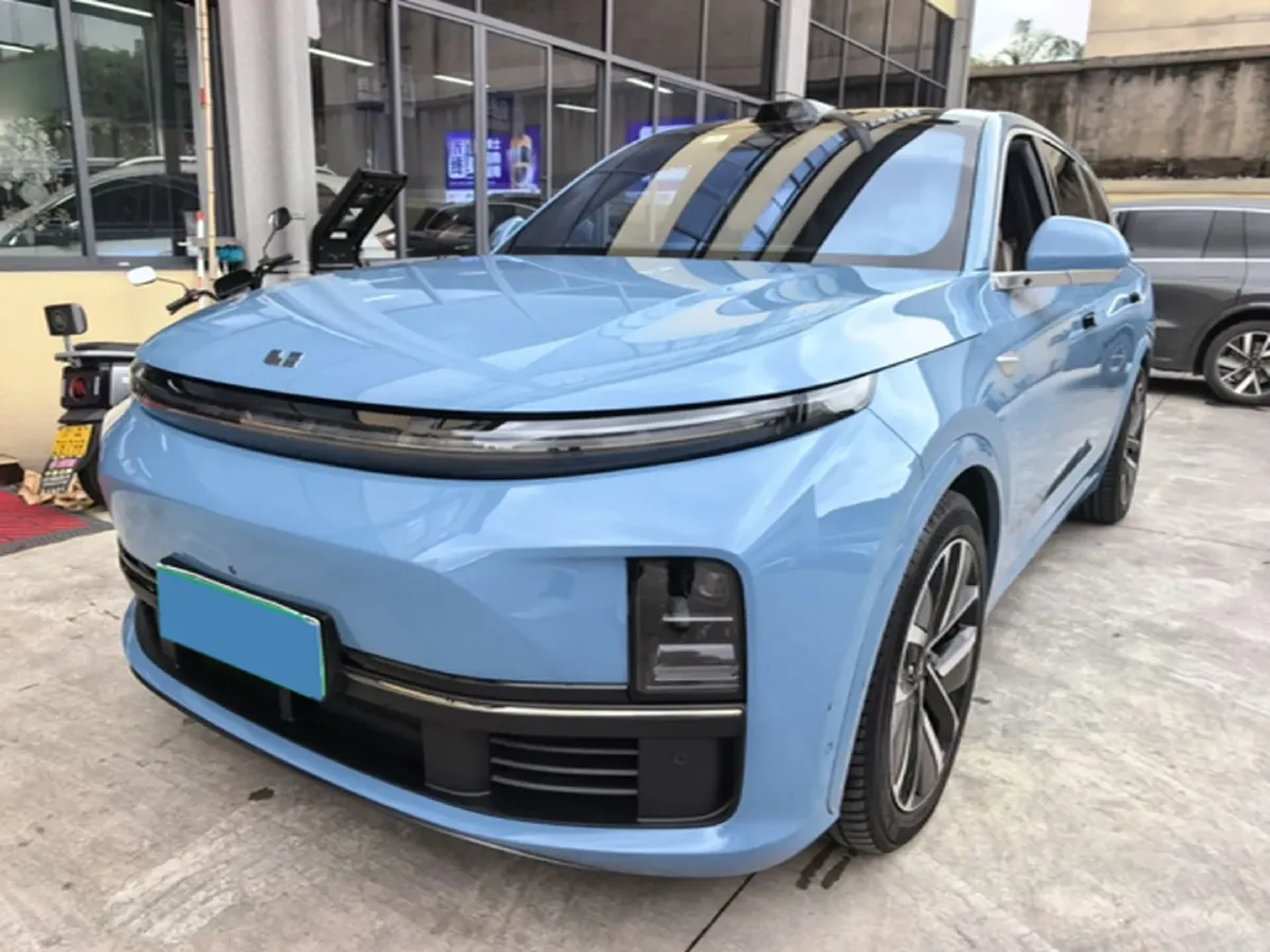 2023 Li L7 Range Extended 154HP REEV 40.9KWH,autocango,china used car exporter,china ev exporter,chinese used car exporter,chinese used ev exporter