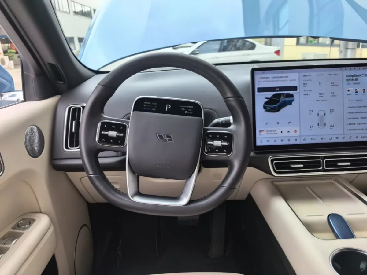 2023 Li L7 Range Extended 154HP REEV 40.9KWH,autocango,china used car exporter,china ev exporter,chinese used car exporter,chinese used ev exporter
