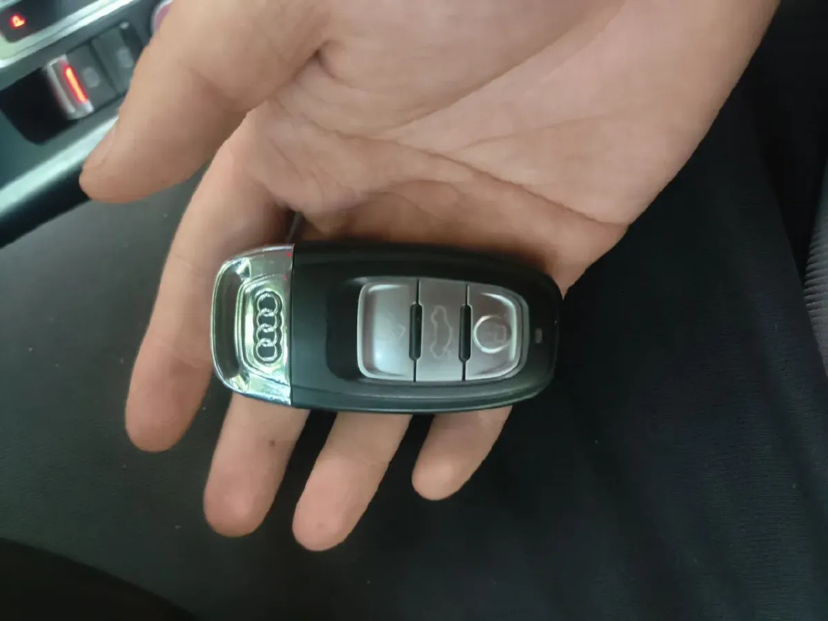 2018 Audi Q5 2.0T 230HP L4 8AT,autocango,china used car exporter,china ev exporter,chinese used car exporter,chinese used ev exporter