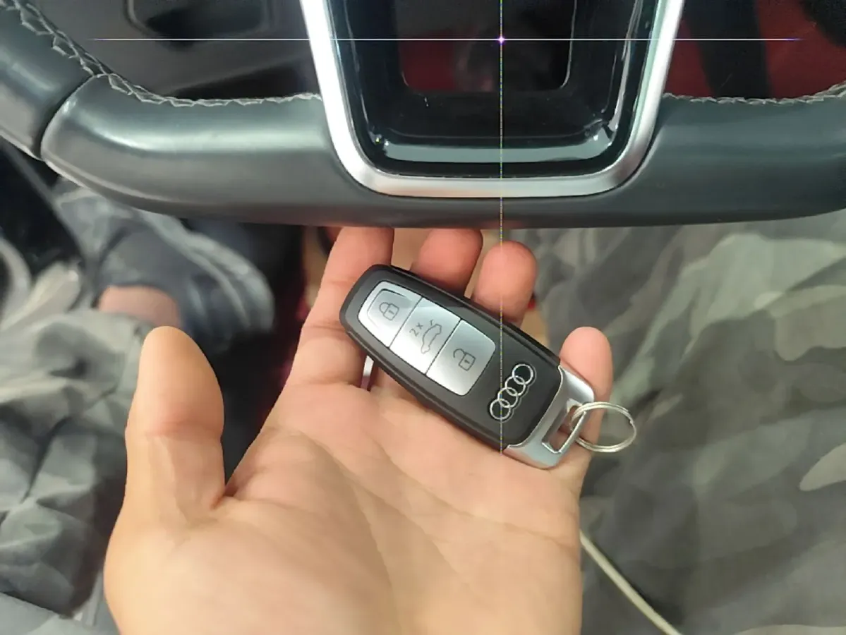 2023 Audi A6 2.0T 265HP L4 7DCT,autocango,china used car exporter,china ev exporter,chinese used car exporter,chinese used ev exporter