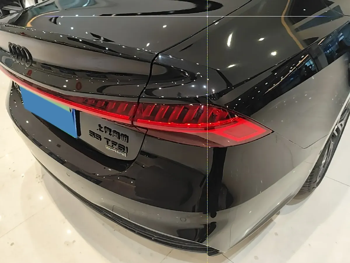 2023 Audi A6 2.0T 265HP L4 7DCT,autocango,china used car exporter,china ev exporter,chinese used car exporter,chinese used ev exporter