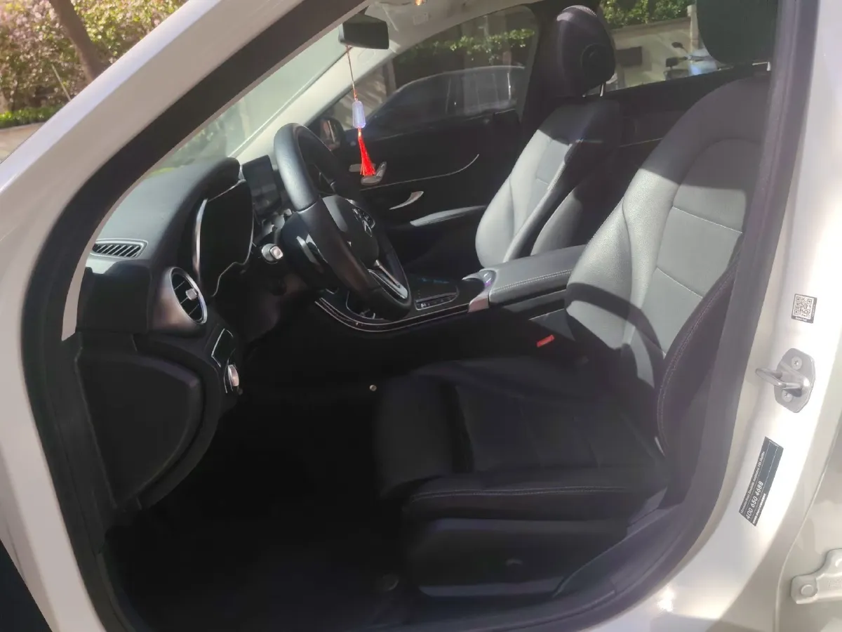 2020 Mercedes-Benz C Class 1.5T 184HP L4 9AT,autocango,china used car exporter,china ev exporter,chinese used car exporter,chinese used ev exporter