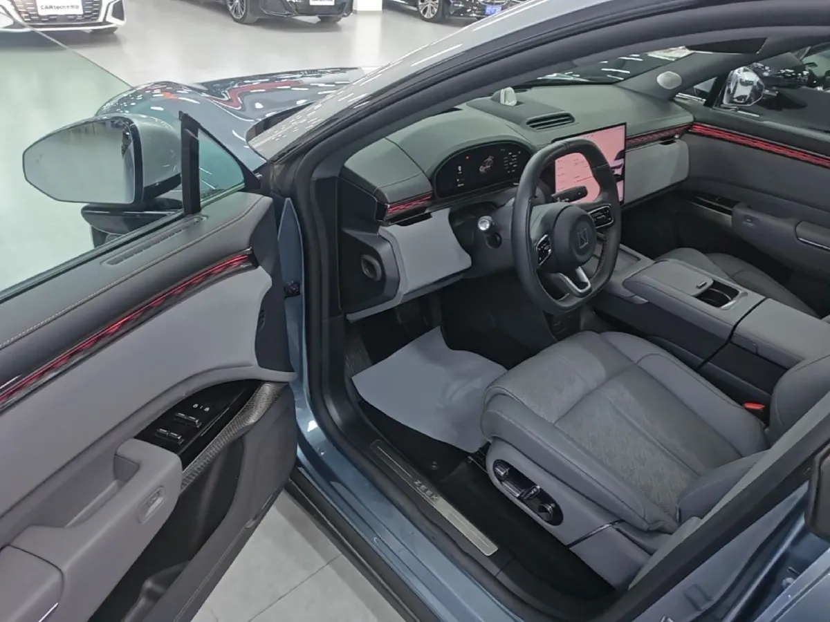 2025 Zeekr 7X BEV 75KWH,autocango,china used car exporter,china ev exporter,chinese used car exporter,chinese used ev exporter