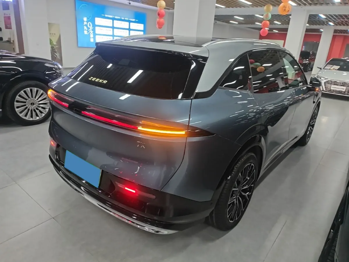 2025 Zeekr 7X BEV 75KWH,autocango,china used car exporter,china ev exporter,chinese used car exporter,chinese used ev exporter
