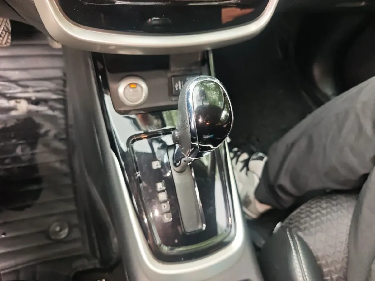 2016 Hyundai Elantra 1.6L 130HP L4 6AT,autocango,china used car exporter,china ev exporter,chinese used car exporter,chinese used ev exporter
