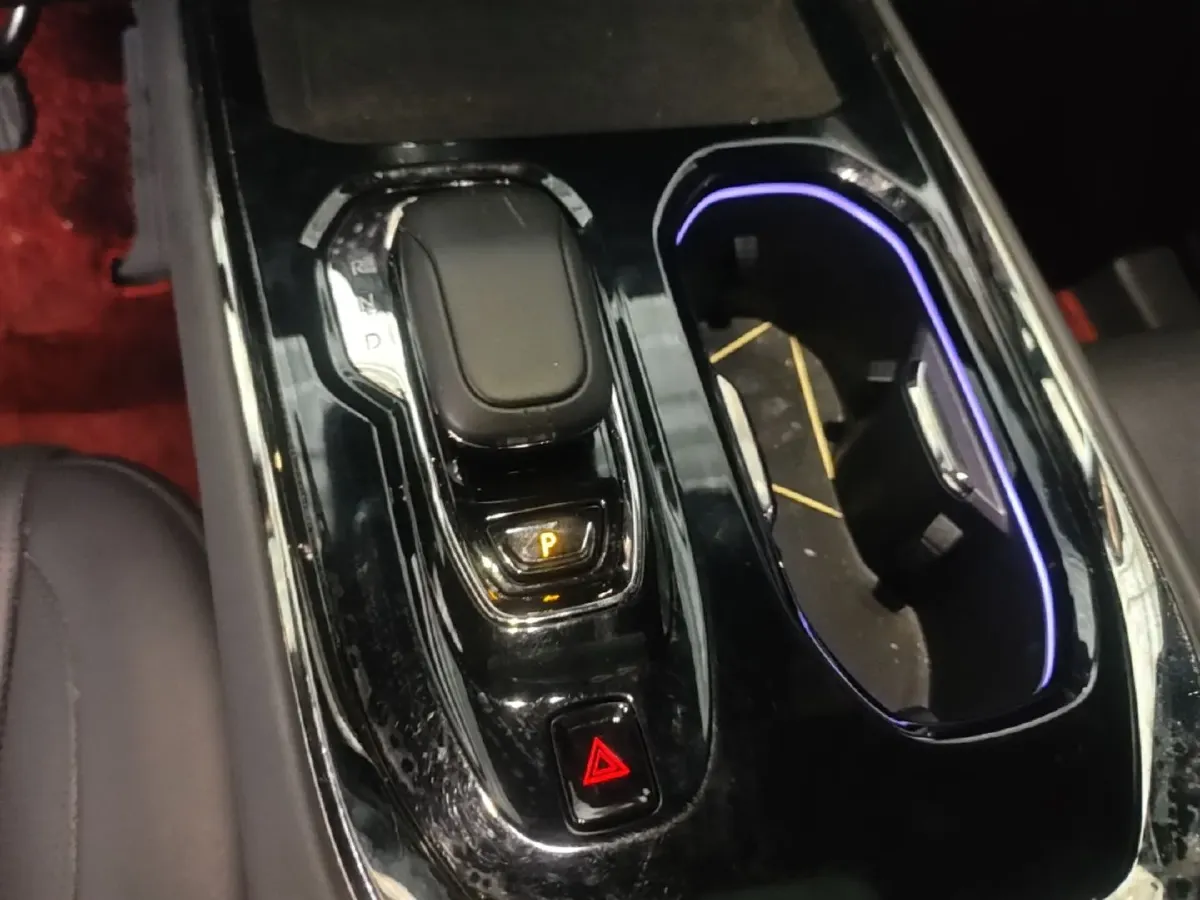 2022 Zeekr 009 BEV 116KWH,autocango,china used car exporter,china ev exporter,chinese used car exporter,chinese used ev exporter