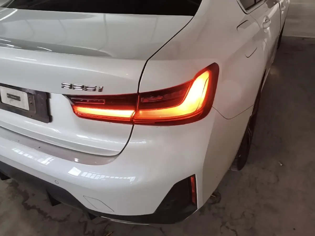 2023 BMW 3 Series 2.0T 184HP L4 8AT,autocango,china used car exporter,china ev exporter,chinese used car exporter,chinese used ev exporter
