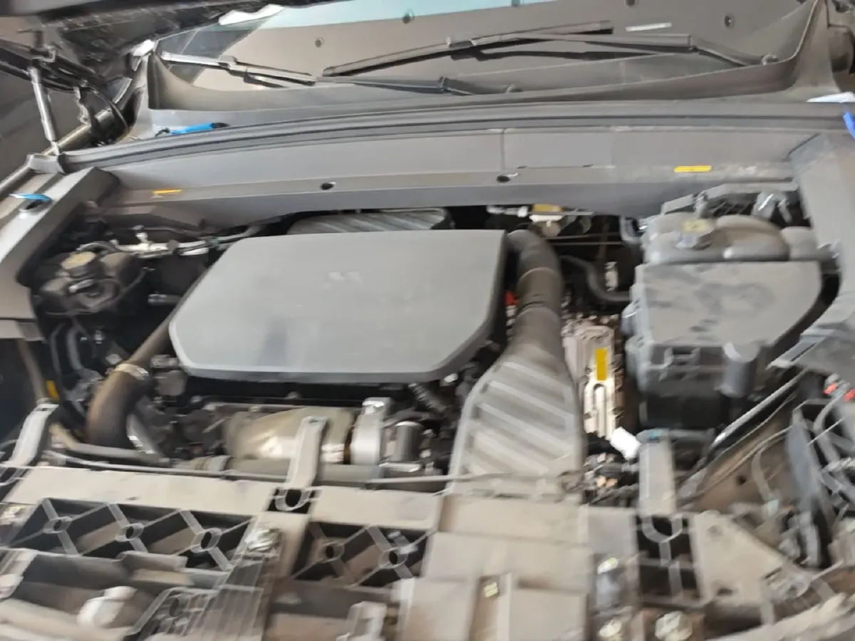 2023 Li L8 Range Extended 154HP REEV 40.9KWH,autocango,china used car exporter,china ev exporter,chinese used car exporter,chinese used ev exporter
