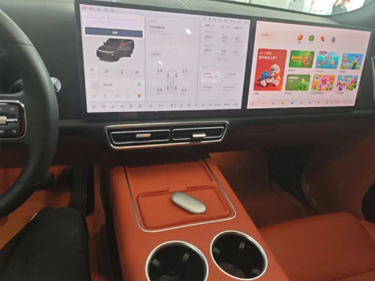 2023 Li L8 Range Extended 154HP REEV 40.9KWH,autocango,china used car exporter,china ev exporter,chinese used car exporter,chinese used ev exporter