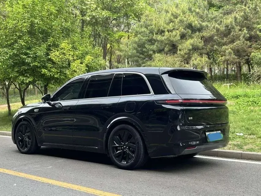 2023 Li L8 Range Extended 154HP REEV 40.9KWH,autocango,china used car exporter,china ev exporter,chinese used car exporter,chinese used ev exporter