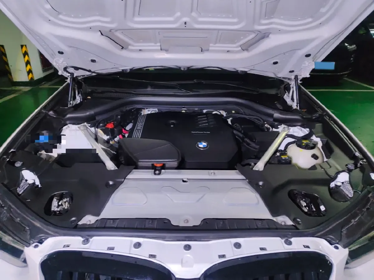 2022 BMW X3 2.0T 252HP L4 8AT,autocango,china used car exporter,china ev exporter,chinese used car exporter,chinese used ev exporter