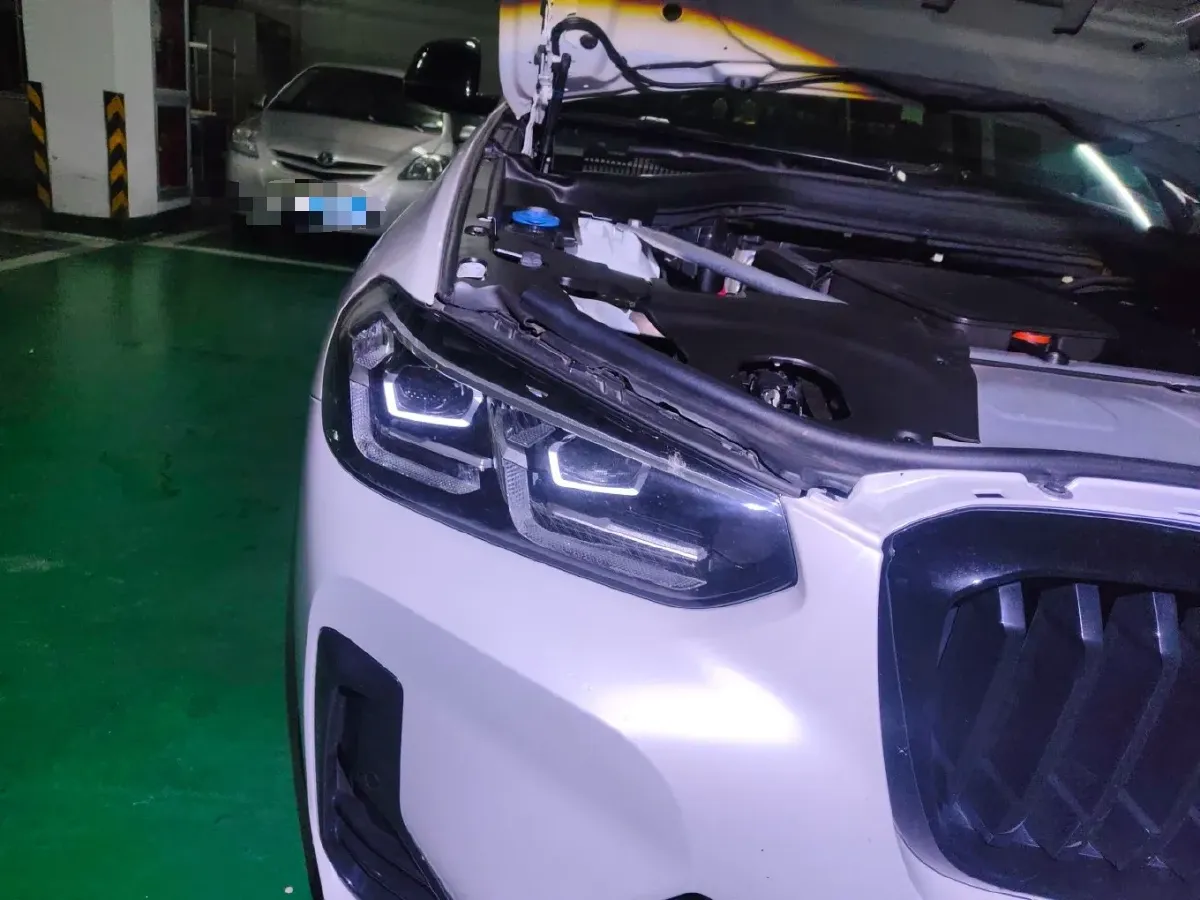 2022 BMW X3 2.0T 252HP L4 8AT,autocango,china used car exporter,china ev exporter,chinese used car exporter,chinese used ev exporter