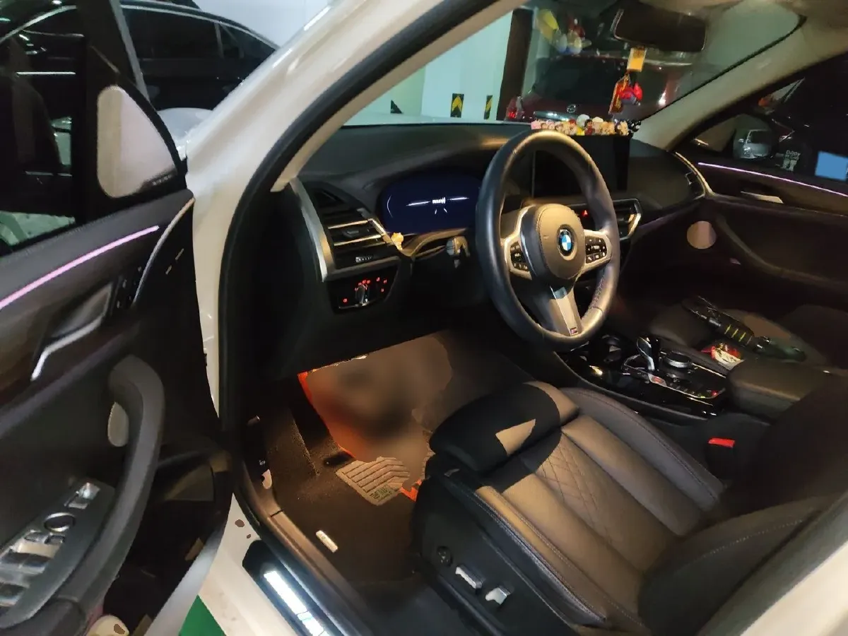 2022 BMW X3 2.0T 252HP L4 8AT,autocango,china used car exporter,china ev exporter,chinese used car exporter,chinese used ev exporter