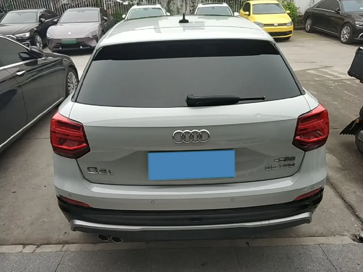 2021 Audi Q2L 1.4T 150HP L4 7DCT,autocango,china used car exporter,china ev exporter,chinese used car exporter,chinese used ev exporter