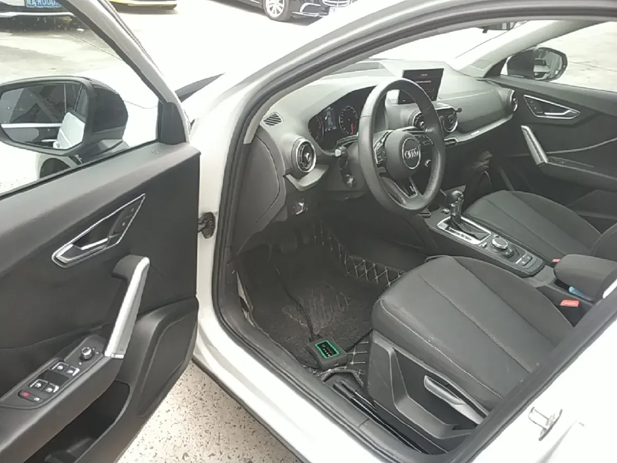 2021 Audi Q2L 1.4T 150HP L4 7DCT,autocango,china used car exporter,china ev exporter,chinese used car exporter,chinese used ev exporter