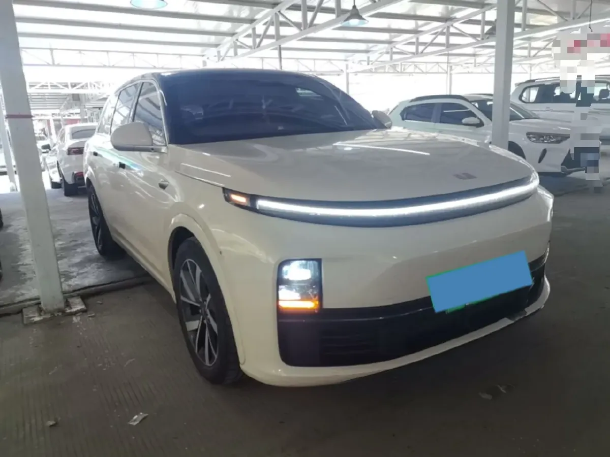2023 Li L7 Range Extended 154HP REEV 40.9KWH,autocango,china used car exporter,china ev exporter,chinese used car exporter,chinese used ev exporter