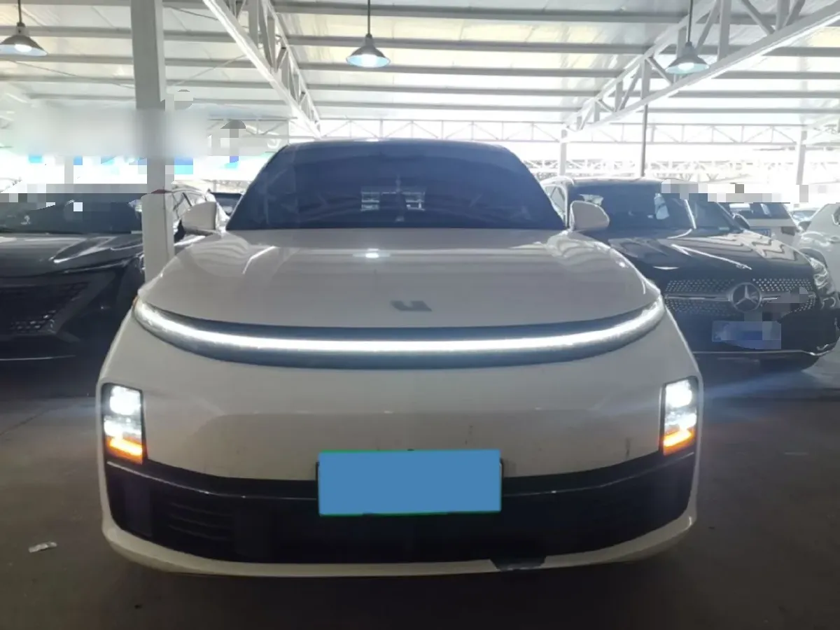 2023 Li L7 Range Extended 154HP REEV 40.9KWH,autocango,china used car exporter,china ev exporter,chinese used car exporter,chinese used ev exporter