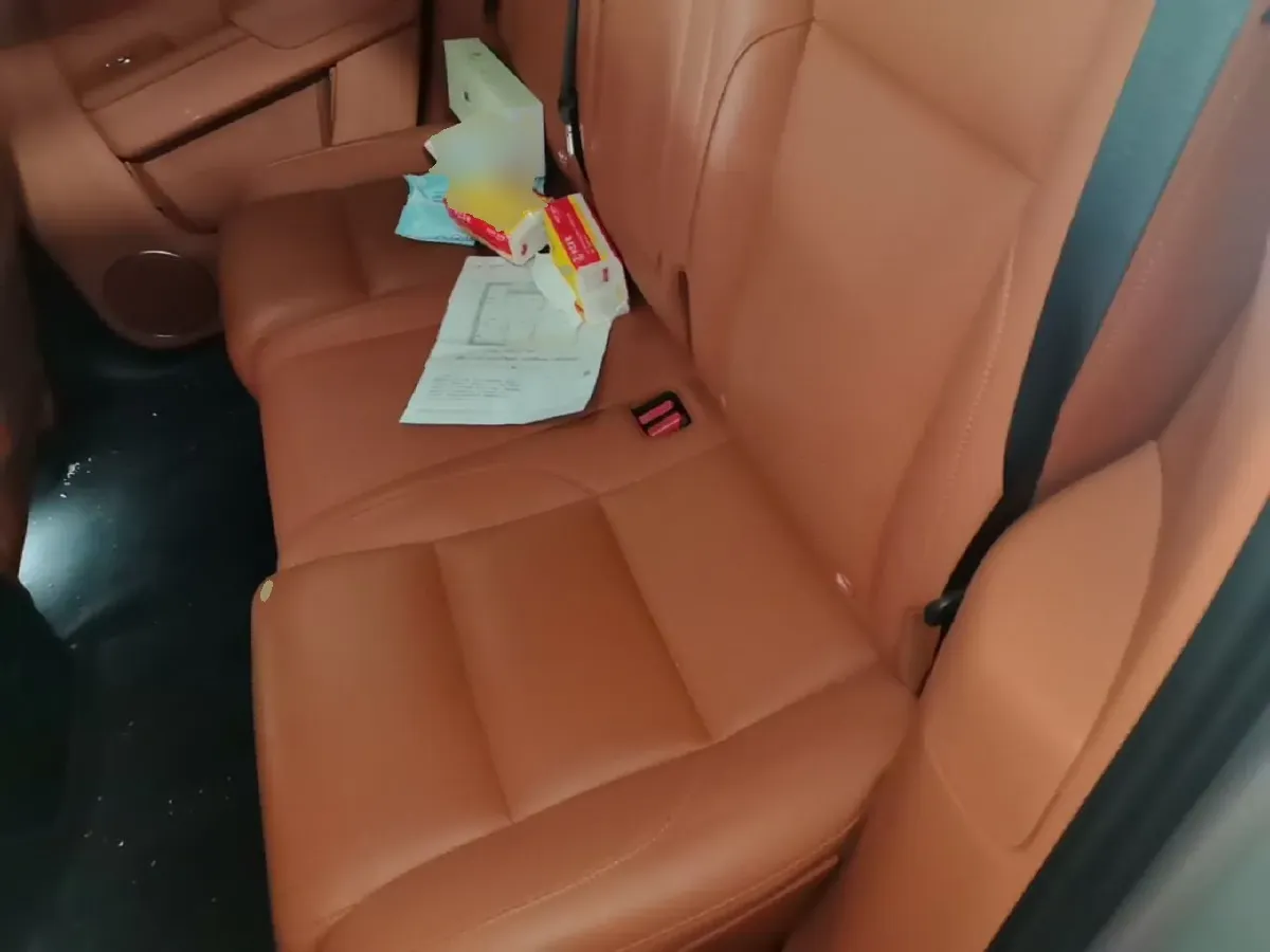 2023 Li L7 Range Extended 154HP REEV 40.9KWH,autocango,china used car exporter,china ev exporter,chinese used car exporter,chinese used ev exporter