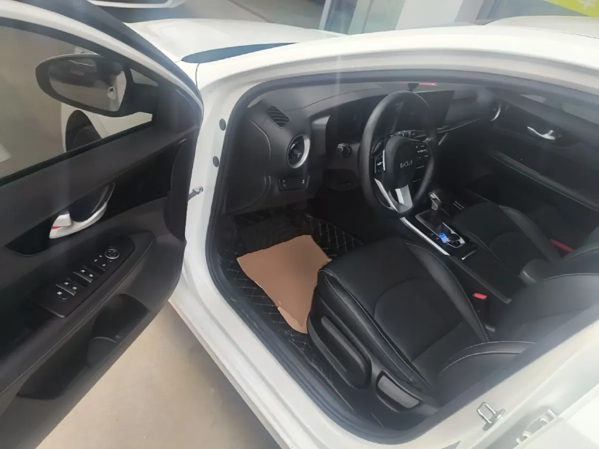 2021 Kia K3 1.5L 115HP L4 CVT,autocango,china used car exporter,china ev exporter,chinese used car exporter,chinese used ev exporter