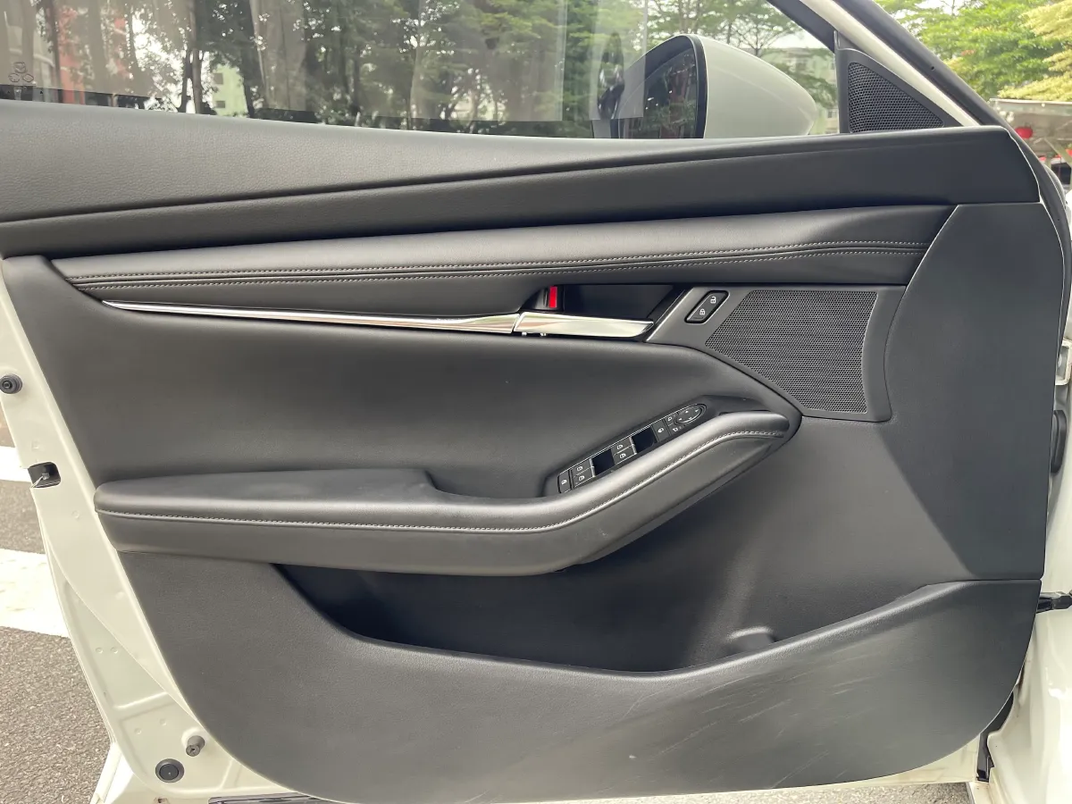 2020 Mazda 3 Axela 2.0L 158HP L4 6AT,autocango,china used car exporter,china ev exporter,chinese used car exporter,chinese used ev exporter