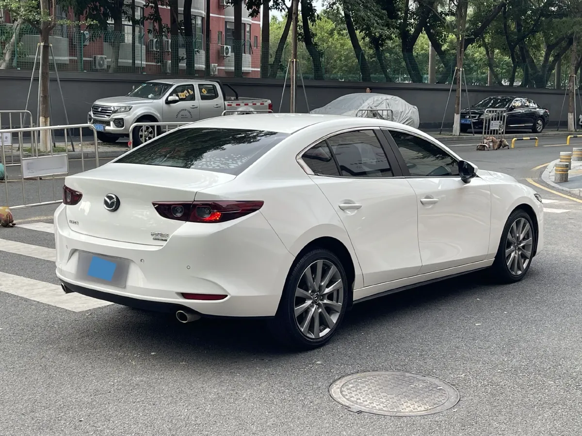 2020 Mazda 3 Axela 2.0L 158HP L4 6AT,autocango,china used car exporter,china ev exporter,chinese used car exporter,chinese used ev exporter
