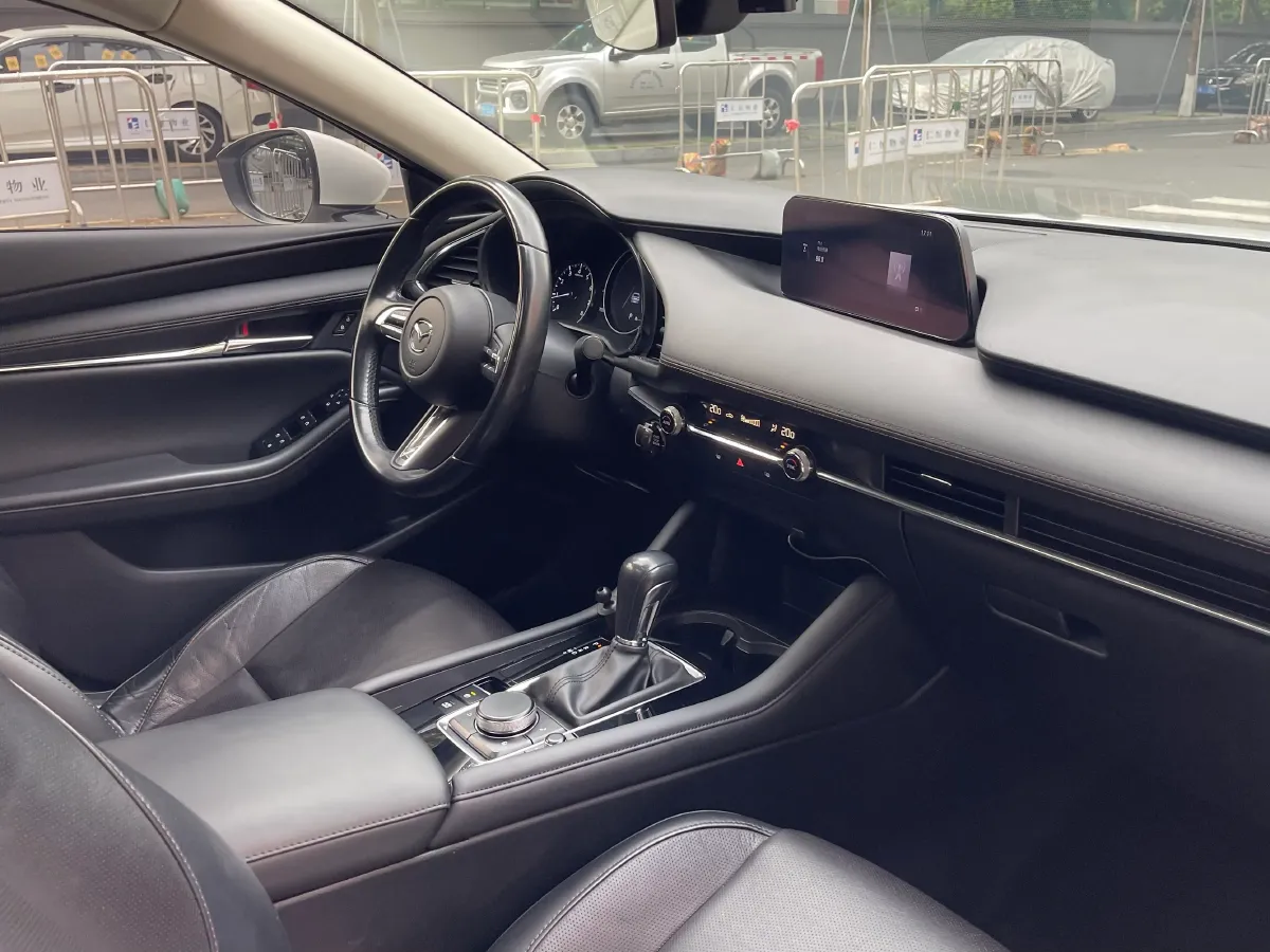 2020 Mazda 3 Axela 2.0L 158HP L4 6AT,autocango,china used car exporter,china ev exporter,chinese used car exporter,chinese used ev exporter