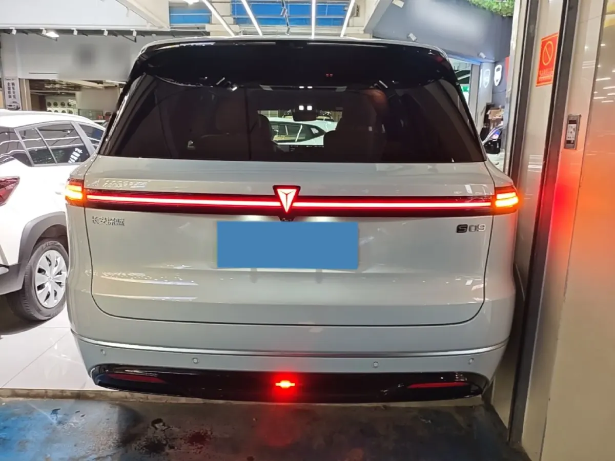 2025 Deepal S09 REEV 150HP REEV,autocango,china used car exporter,china ev exporter,chinese used car exporter,chinese used ev exporter