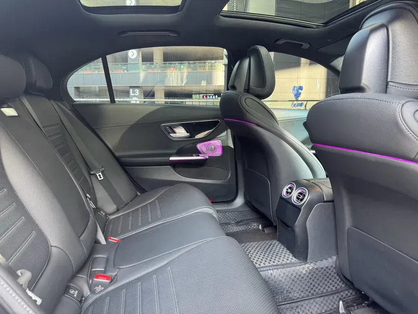 2025 Mercedes-Benz C Class 1.5T 204HP L4 9AT,autocango,china used car exporter,china ev exporter,chinese used car exporter,chinese used ev exporter