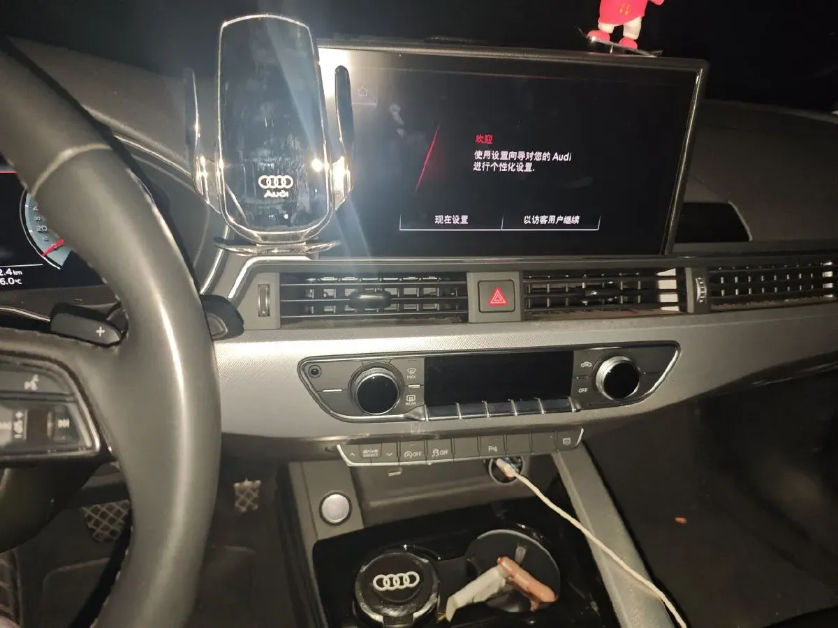 2022 Audi A5 2.0T 204HP L4 7DCT,autocango,china used car exporter,china ev exporter,chinese used car exporter,chinese used ev exporter