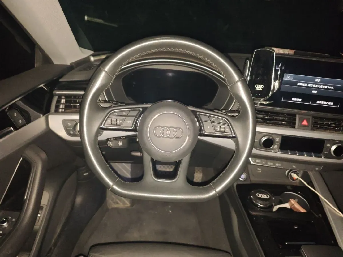 2022 Audi A5 2.0T 204HP L4 7DCT,autocango,china used car exporter,china ev exporter,chinese used car exporter,chinese used ev exporter