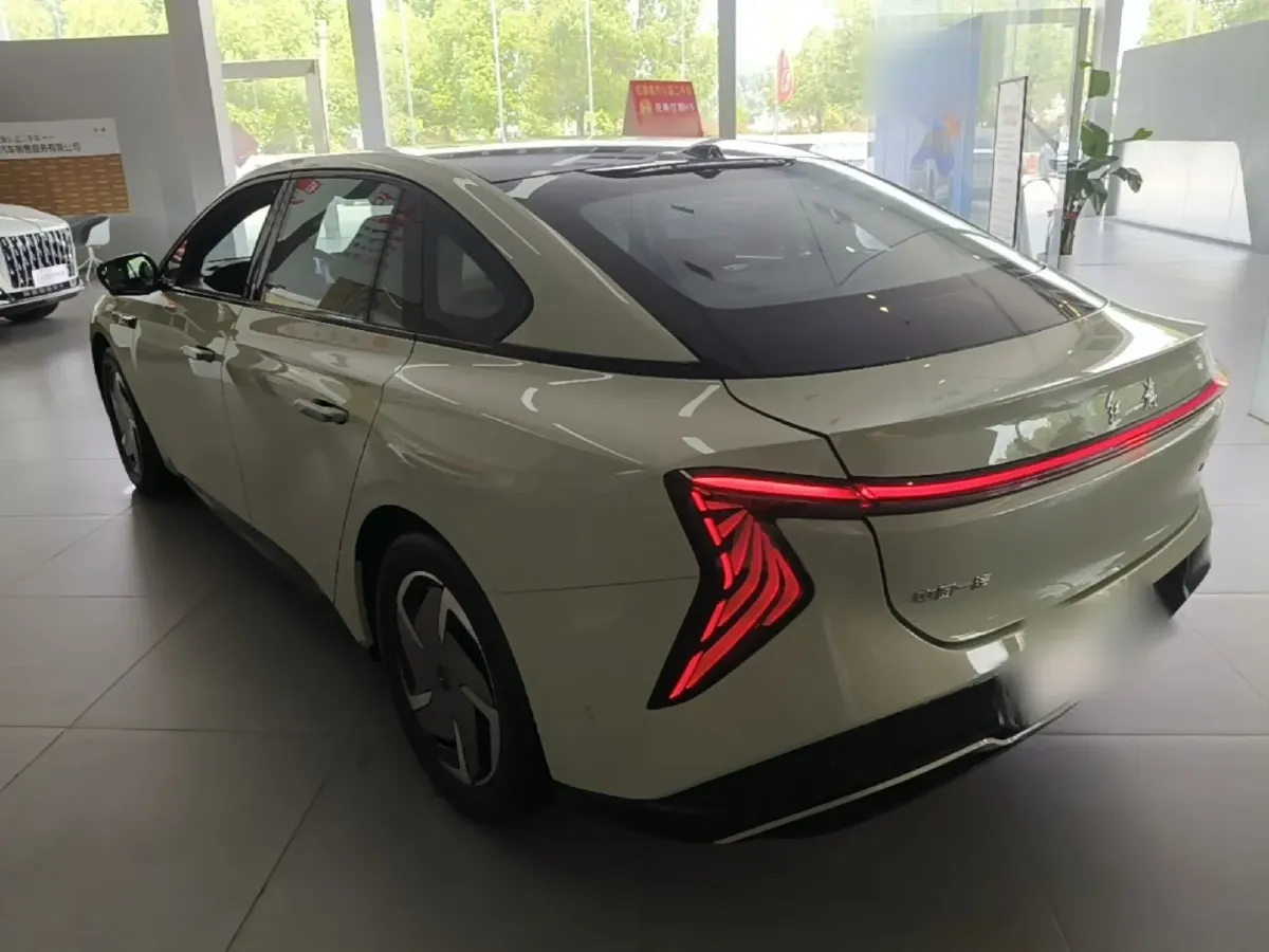 2025 HongQi EH7 BEV,autocango,china used car exporter,china ev exporter,chinese used car exporter,chinese used ev exporter