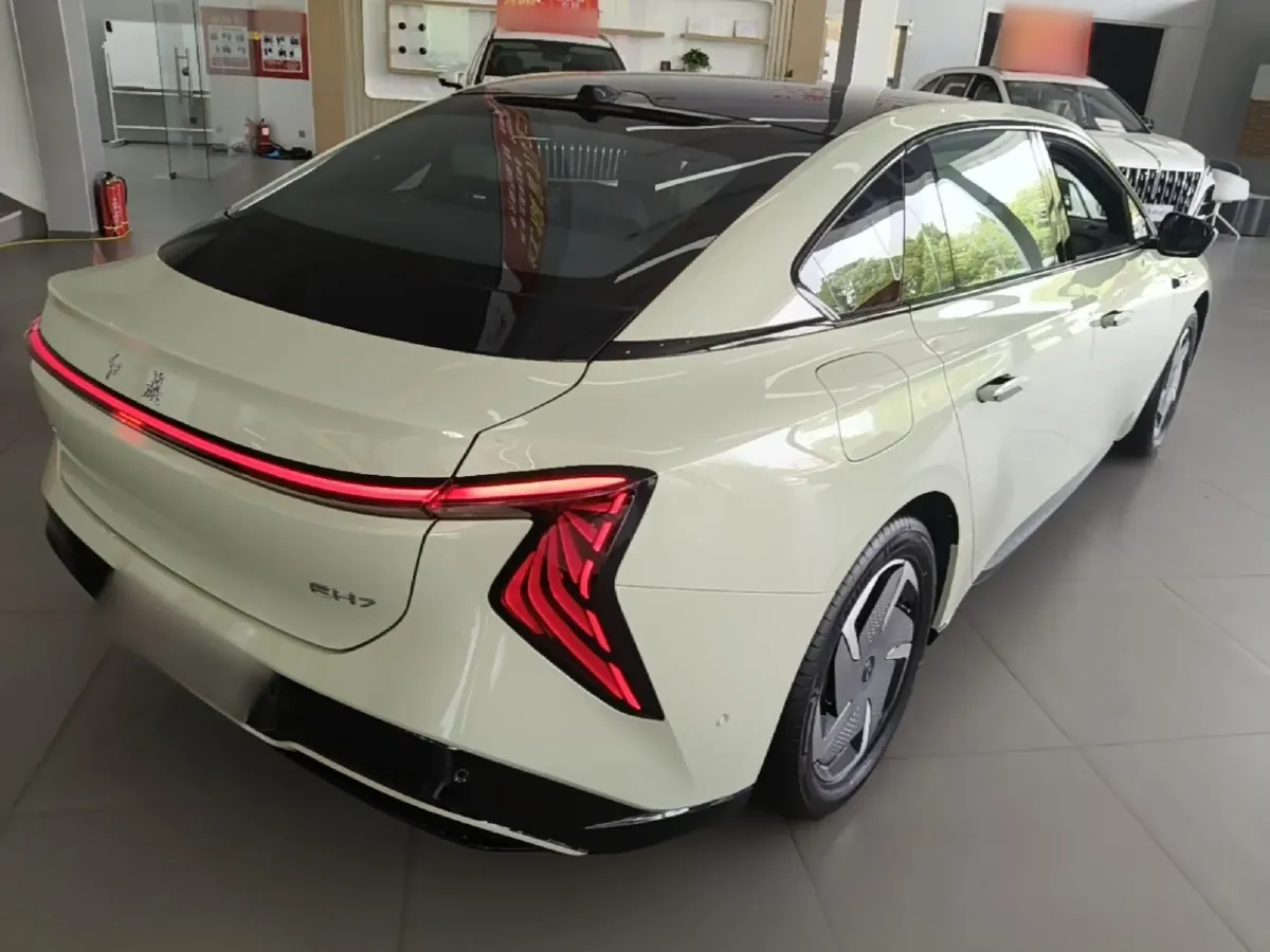 2025 HongQi EH7 BEV,autocango,china used car exporter,china ev exporter,chinese used car exporter,chinese used ev exporter